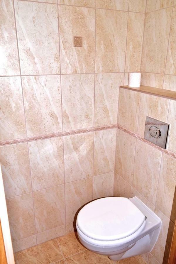 Centrum Apartman With Free Parking ジュール エクステリア 写真